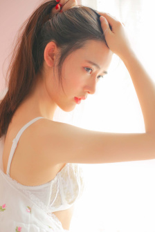 少女洛荷